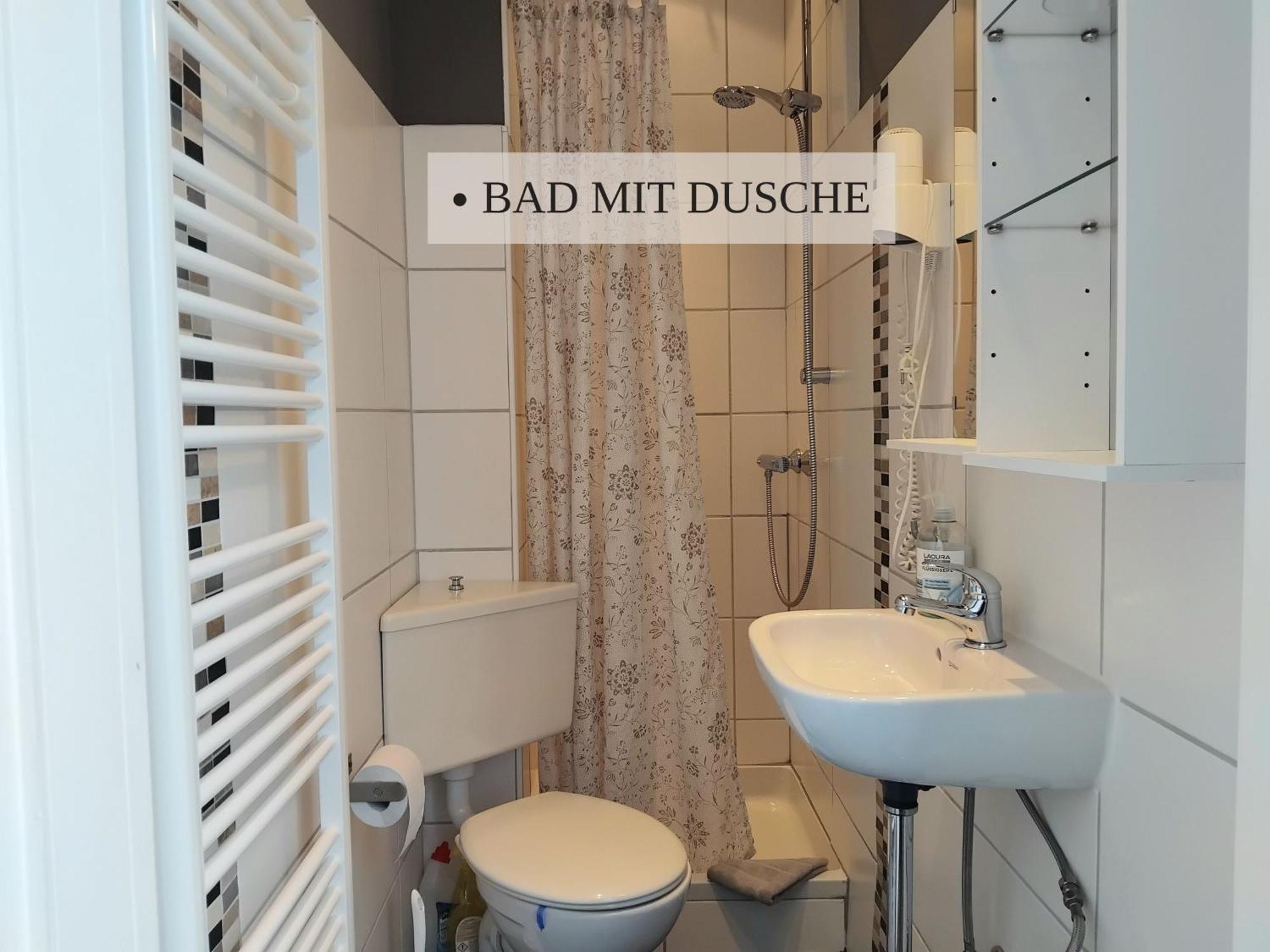 Haus Krabbe Apartments, Zentral Gelegen Im Idyllischen Nordseeort Zwischen Bremerhaven Und Cuxhaven, Hunde Kostenfrei Willkommen, Hauseigene Kostenfreie Parkplaetze ヴレーメン エクステリア 写真