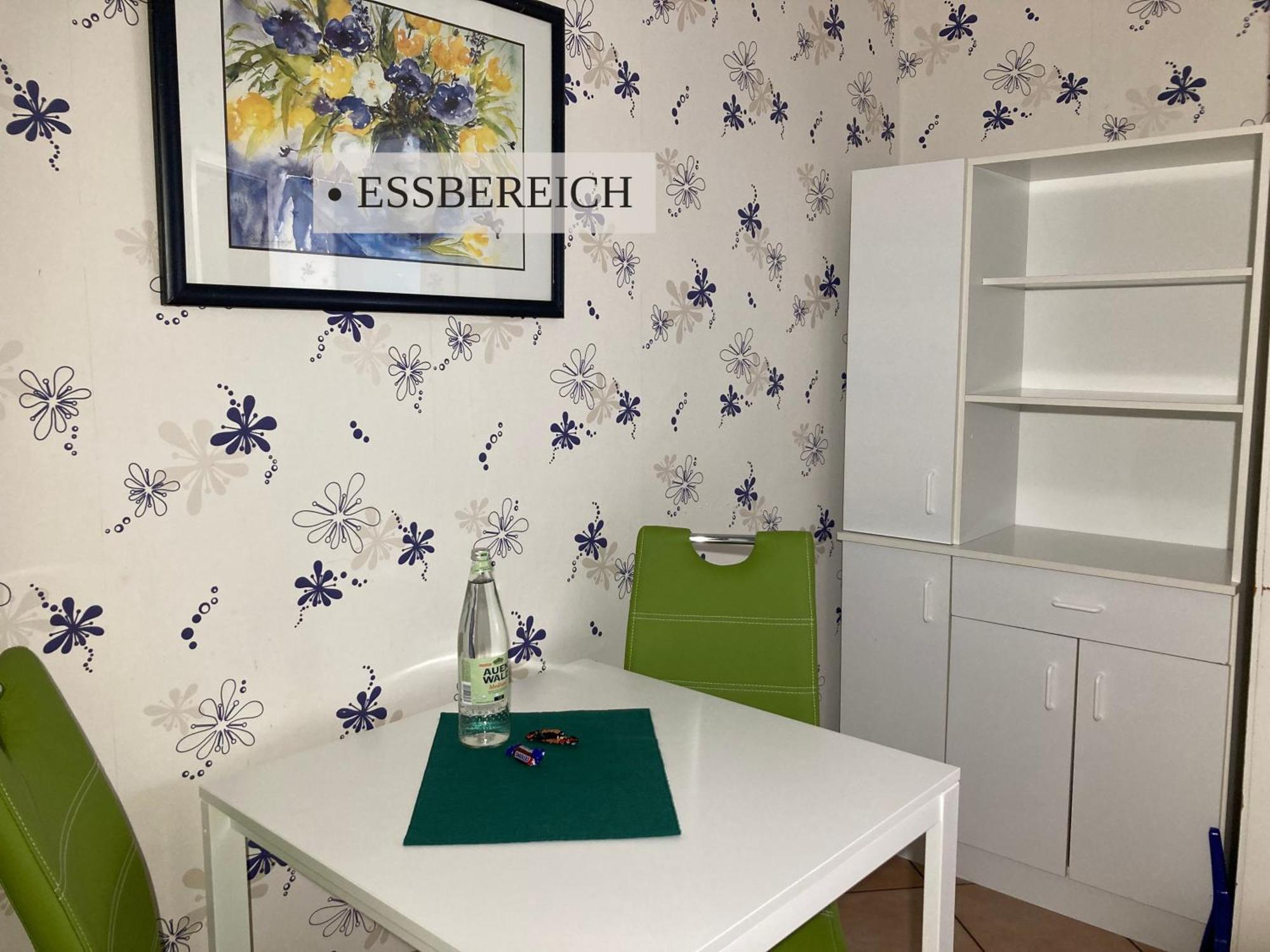 Haus Krabbe Apartments, Zentral Gelegen Im Idyllischen Nordseeort Zwischen Bremerhaven Und Cuxhaven, Hunde Kostenfrei Willkommen, Hauseigene Kostenfreie Parkplaetze ヴレーメン エクステリア 写真
