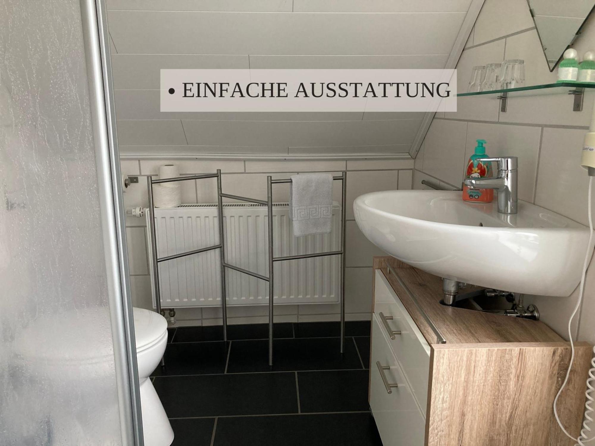 Haus Krabbe Apartments, Zentral Gelegen Im Idyllischen Nordseeort Zwischen Bremerhaven Und Cuxhaven, Hunde Kostenfrei Willkommen, Hauseigene Kostenfreie Parkplaetze ヴレーメン エクステリア 写真